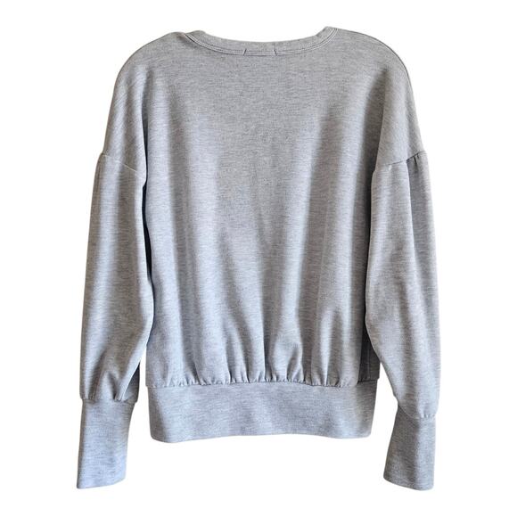 EVEREVE Women XS Sweatshirt Light Gray Long Sleeve Wide Cuff with Snaps 36" - Picture 6 of 6